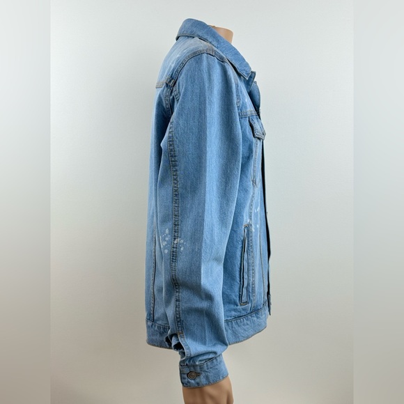 Forever 21 Men's Faded Blue, Color Distressed Denim Jacket, Size Large - Picture 3 of 14